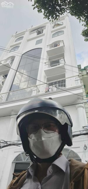 CHDV DÒNG TIỀN KHỦNG 5 TỶ, VỊ TRÍ VIP NGAY K300 11X22, 9 TẦNG, 80 PHÒNG. GIÁ NGỘP BANK