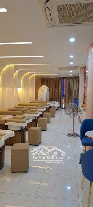 bán nhà mặt phố nguyễn văn cừ long biên hà nội, 180m2 7 tầng dòng tiền 120tr/m2.