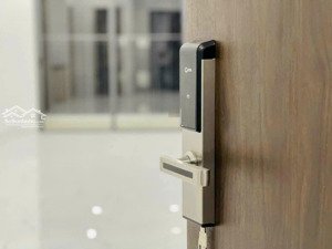 bán căn 3pn - 86m2, giá 2,65 tỷ tầng cao, sẵn sổ