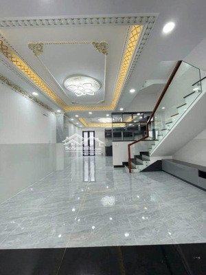 bán nhà hxh nguyễn thái sơn, p.5, gò vấp dt 5.3x15 1 trệt 2 lầu giá chỉ 8 tỷ