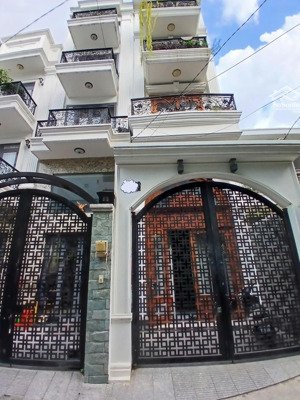 nhà siêu đẹp, khu bàu cát giá tốt