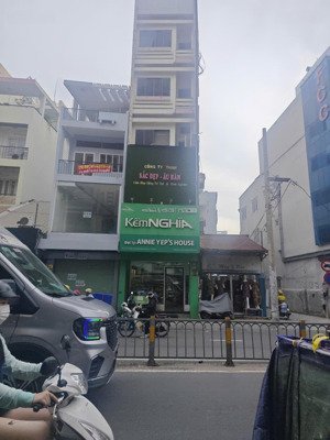 chính chủ cần bán nhà mặt tiền hai bà trưng p võ thị sáu q3 giá 35 tỷ