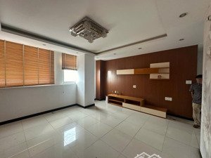 sổ hồng vĩnh viễn - bán gấp căn duplex cộng hòa plaza 155.3m2 - 3pn - mặt tiền đường cộng hòa