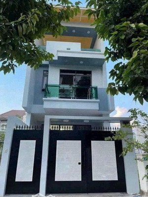 cho thuê nhà 1 trệt 2 lầu khu dân cư hiệp thành 3 đầy đủ nội thất sân xe hơi