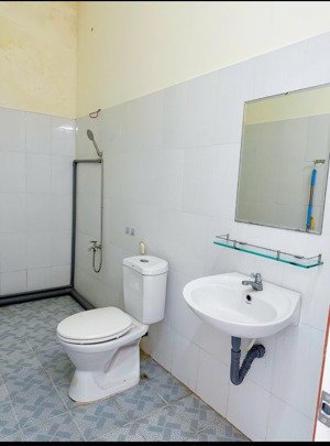 cho thuê phòng 30m2 chế lan viên tân phú