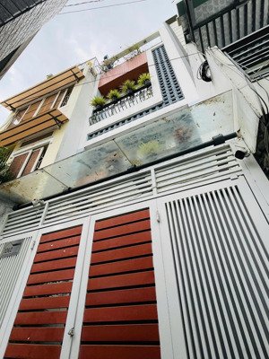 bán nhà khu phố phan xích long - sát mặt tiền nguyễn đình chiểu - 40m2, 4 tầng btct, 3pn/3wc-6 tỷ 2