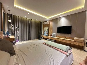 nhà đẹp dân xây mặt ngõ ô tô tránh nhau phố chu văn an - 89m2 - 3 tầng - giá 8,6 tỷ