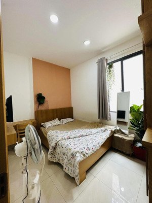 cho thuê phòng 30m2 full nội thất đường nơ trang long gần trường đại học văn lang thuận ra sân bay