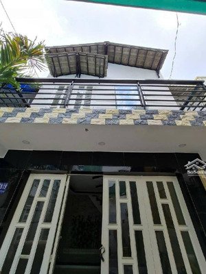 xvnt//hot...nhỉnh 4tyxxx - diện tích 50m2 nhà mới xây đúc 2 tầng sát quận 1 - lh ms vân