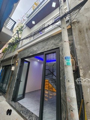 bán nhà chính chủ 1 trệt 1 lầu 2 phòng ngủ đường huỳnh tấn phát q7