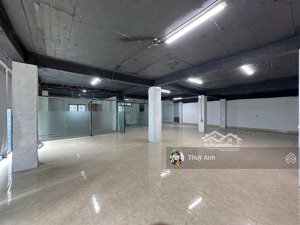 còn trống duy nhất 1 sàn vp dt: 250m2, tại mễ trì, nam từ liêm, lh thùy anh 