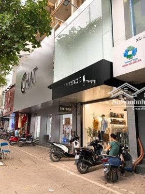 cho thuê nhà mặt phố chùa bộc diện tích 50m2 x 4 tầng mặt tiền 3.5m, vỉa hè rộng để xe thoải mái