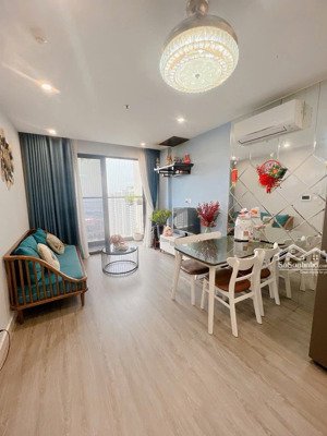 em cần bán 1n+ ở toà s210.1901 diện tích 43,8m2 giá bán 3350