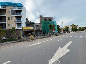 bán nhà dòng tiền mặt phố nguyễn gia bồng - ngọc thuỵ - long biên