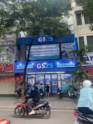 cho thuê nhà mặt phố láng hạ. diện tích: 120m2 x 2 tầng, mặt tiền lô góc