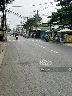 giá rẻ duy nhất ! dt: 6,5x40m ( nở hậu 8,5m) cn : 262m2 , mt thoại ngọc hầu , giá chỉ 23,8 tỷ