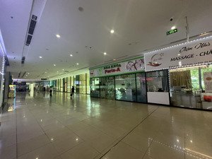 bán lô shop mặt đường tố hữu, mặt tiền 30m, có đường nội khu đỗ xe riêng, đang cho thuê ổn định