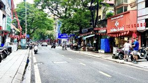 tôi cần bán nhà riêng ~60m2, 4pn, trong làng ngọc hà, giá hơn 11 tỷ