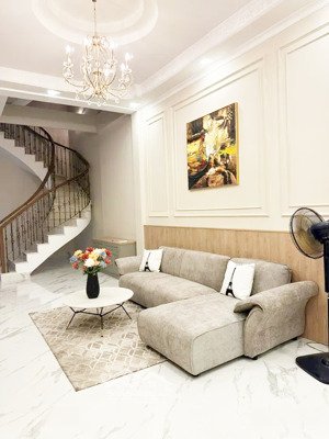 bán gấp nhà đẹp khu vip bùi thị xuân, q1, 122m, 3 tầng, chỉ 23 tỷ