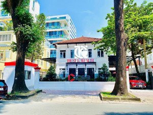 vip!!! siêu đẹp!!! mặt tiền đường cao thắng gần nguyễn thị minh khai quận 3