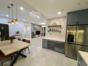 -bán nhanh căn hộ the view quận 7. diện tích 148m² bán 12.2tỷ. cam kết giá thật không ảo.