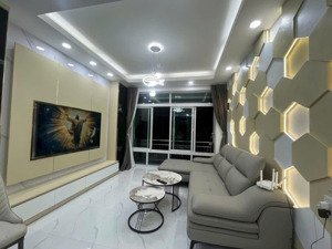 chính chủ cần bán căn hộ chung cư 86 tản đà court, phường 11, quận 5, diện tích 102m2