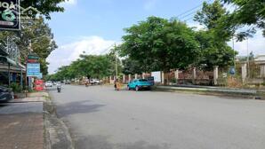 Bán nhà 1 trệt 3 lầu mặt tiền KDC Đinh Thuận, Tân Hiệp, Biên Hòa, 94m2, giá 8 tỷ.