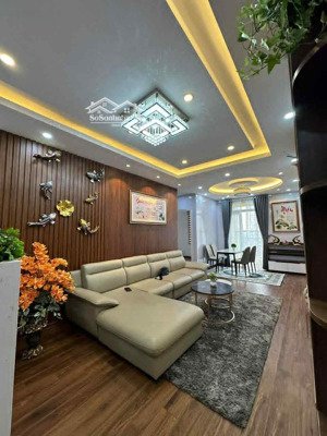 cc cần bán gấp căn full đồ đẹp 72.5m2, 2pn, giá 5 tỷ ct12 đô thị văn phú, hà đông lh 