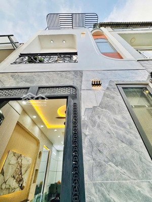 cần tiền trả nợ ngân hàng, đ.mai văn ngọc, p2, phú nhuận, dt 70m2, giá 4 tỷ 250tr, sổ hr chính chủ