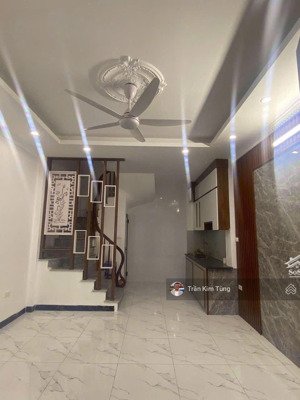 bán nhà thạch bàn gần aeon long biên, ngay đường cổ linh, sát chung cư quân đội, 31m x 5 tầng