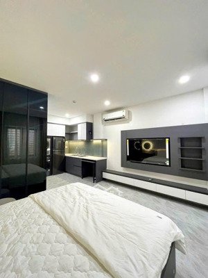 tòa căn hộ 8 tầng - sơn trà đà nẵng- dòng tiền khủng 150triệu/tháng