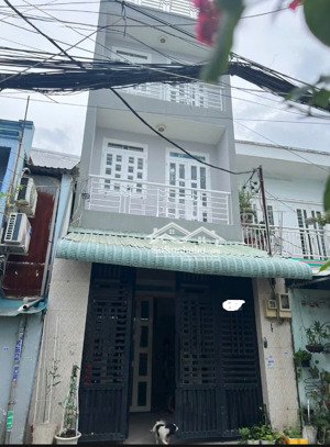 cần bán nhà đường số kdc nam hùng vương, p. an lạc - hẻm 4m nhưng buôn bán kinh doanh được