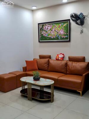 Chính chủ bán căn hộ Hoàng Kim Thế Gia diện tích 81m2 3PN - 2WC, sổ hồng riêng, giá bán 3.480 tỷ