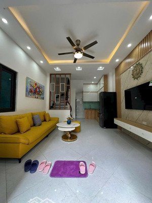 nhà đẹp ở ngay - ngô quyền hà đông 32m2 5 tầng lô góc - full nội thất ô tô đỗ cửa 10m ra đỗ xe free
