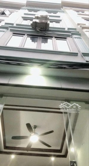 chính chủ bán nhà dương nội 33m2, ô tô đỗ cửa, 100m ra kdt dương nội, full nội thất sổ vuông