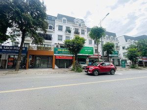 chính chủ cần bán la casta văn phú 75m2, 5t, thang máy, trục chính, đường 22m, siêu kd, hơn 20 tỷ