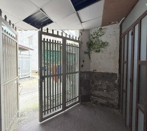 bán nhà gấp 56m2 cấp 4 đường oto 6m thông linh tây thủ đức 4 tỷ 700