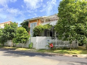 cho thuê villa compound thảo điền, 153 nguyễn văn hưởng, 15x20, 1 hầm, 2 lầu, 5pn, 105tr