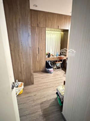 bán căn 2pn 2wc diện tích 73m2 full nội thất nhà mới đẹp, hướng đông nam thoáng mát