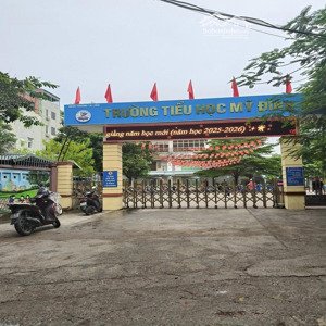 bán nhà mỹ đình 42m, 5 tầng, giá 8,8 tỷ. nhà đẹp dân xây