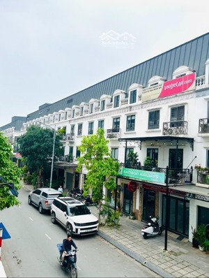 bán liền kề liền kề văn phú - hà đông. lh 