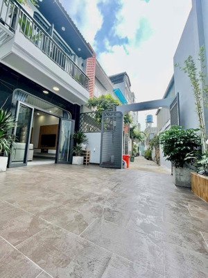 cho thuê nhà 18tr full nội thất gần emart phan huy ích