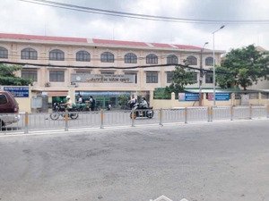 phước kiển, nhà bè - gốc 2 mặt tiền hẻm chính 6m oto tận nơi, sẳn hợp đồng thuê. sát gs metro