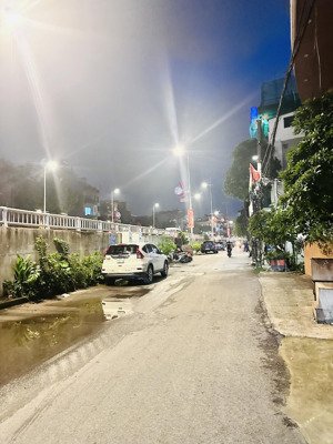 giá 150 tỷ! toà văn phòng vip âu cơ - tây hồ - lô góc kinh doanh - 150m2 x 7tầng - 2 hầm - 10m mt