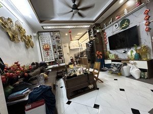 b.á.n n.h.à- ỷ la -dương nội- ngõ ô tô thông- dt 30m2 - 5 tầng- full nội thất - 5.7 t.ỷ