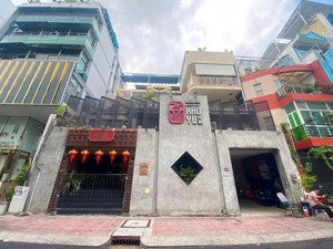 cho thuê mb đường hồ xuân hương, q3 - trệt lửng, dt 14m x 20m - thuận tiện kd f & b