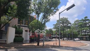 cho thuê nhà biệt thự việt hưng 175m2 x4t gần trường quốc tế , công viên long biên giá 30 triệu