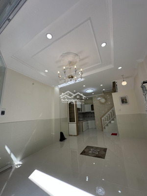 chủ gấp bán nhà quận 8 phường 4 hẻm tám danh 36m2-4,3x8,3m-nhỉnh 4tỷ