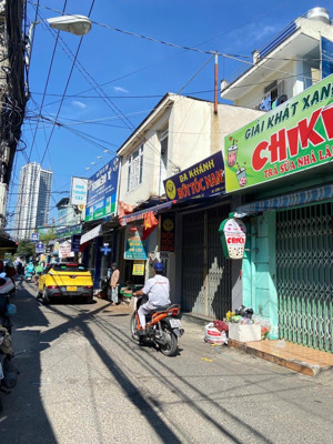 gần kcx tân thuận, nhà trọ sẵn dòng tiền dt to 5x20m. chỉ 7 tỷ nhẹ