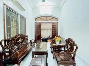 Bán nhà Đường Láng Ngã Tư Sở Trung tâm Đống Đa Nhà đẹp 4 tầng, full nội thất, Chỉ 10,5 Tỷ